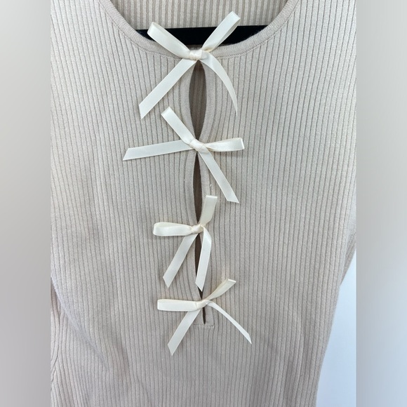 Le Lis Beige Satin Bow Cutout Knit Sleeveless Mini Dress Ribbed M Medium - Picture 10 of 11